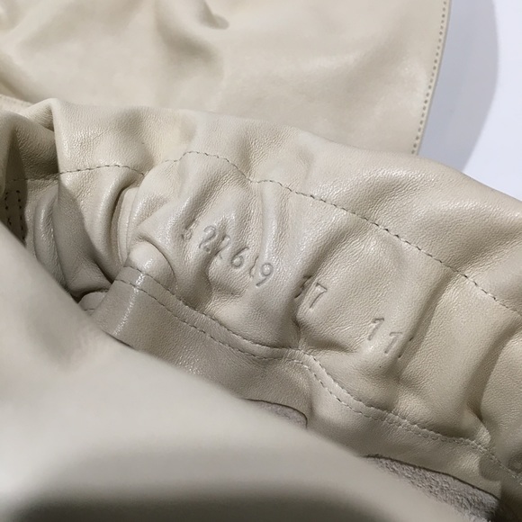 Gucci Lisa Over the Knee Leather Boots -Vintage White -US 7 -NIB - Picture 11 of 13